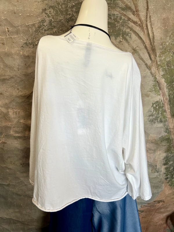 TEE007S2 Luna Tee W/Graphic