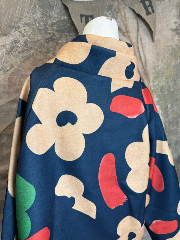 91813 Asym Floral Cropped JTK-TEAL