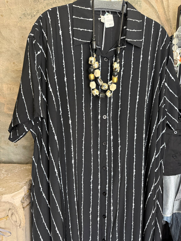 4948 Statement Buttonup Dress