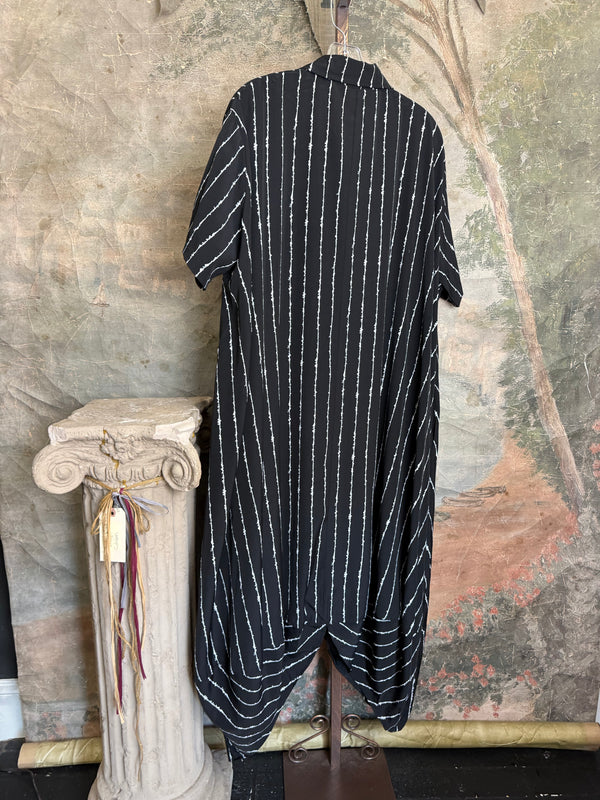 4948 Statement Buttonup Dress