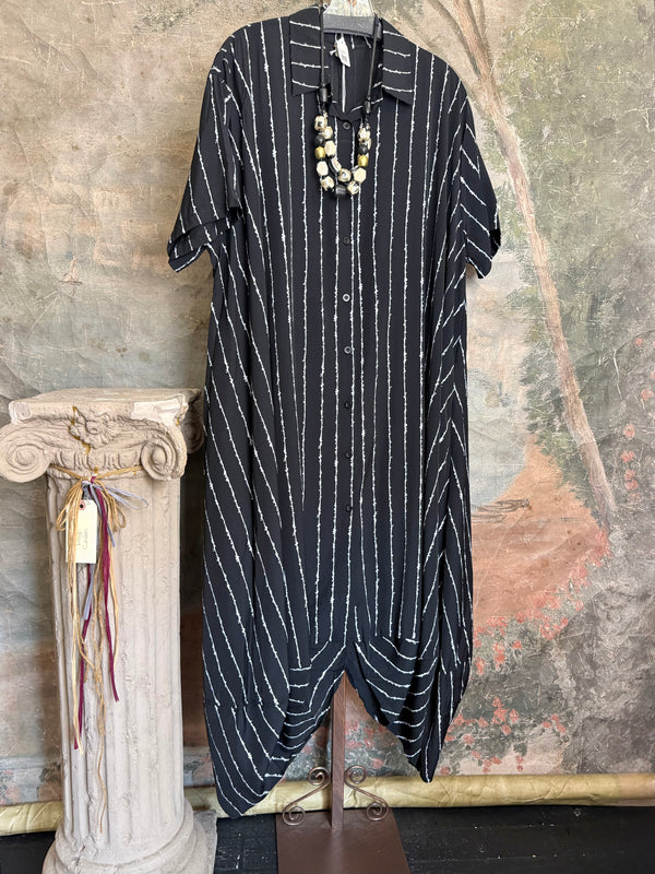 4948 Statement Buttonup Dress