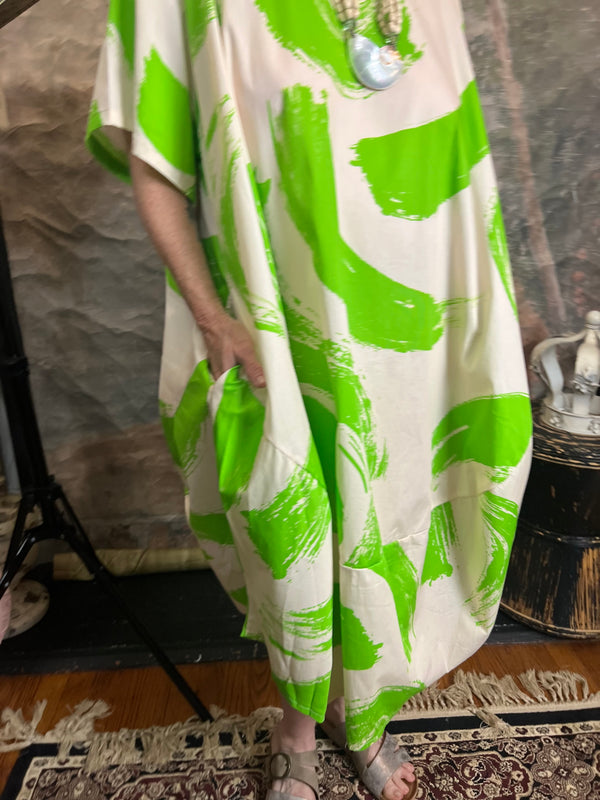 91907 ART Brush Stroke Dress-Kiwi