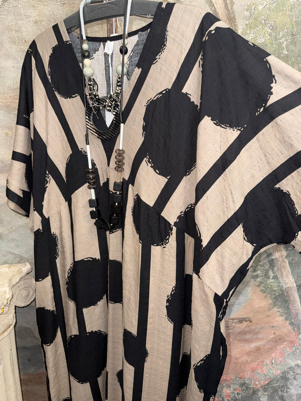 8094 Abstract Geo Linen Kaftan