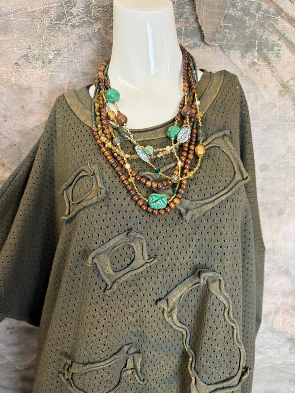 CE714 Cheer Sweater Top-Polished