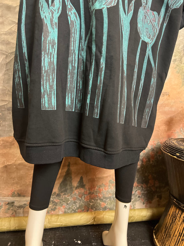 TBG Graffiti Tulips Sweatshirt Tunic