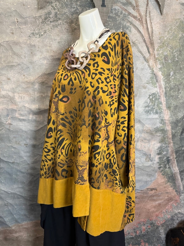 91919 Leopard Print Pullover-Mustard