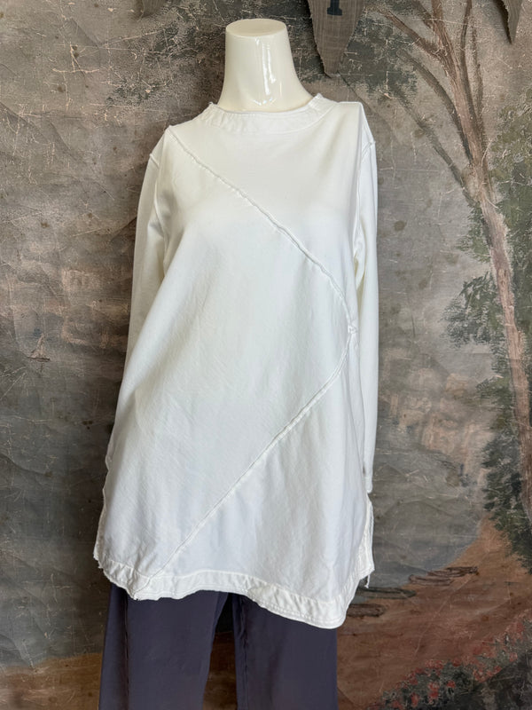 A2996202 L/Slv FE Top-Laundered