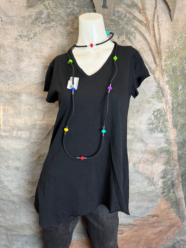 561 Curves Drama Necklace