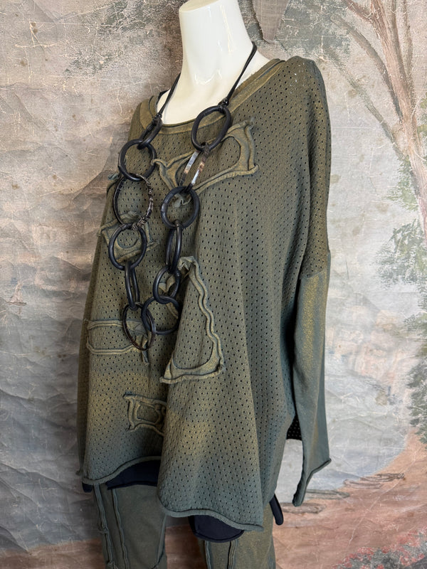 CE714 Cheer Sweater Top-Polished