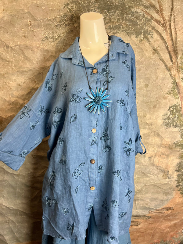 91849 ART Spring Motif BF Shirt-DENIM BLUE
