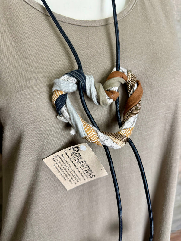 26N263 Big Heart Bolo Necklace-Browns Mix