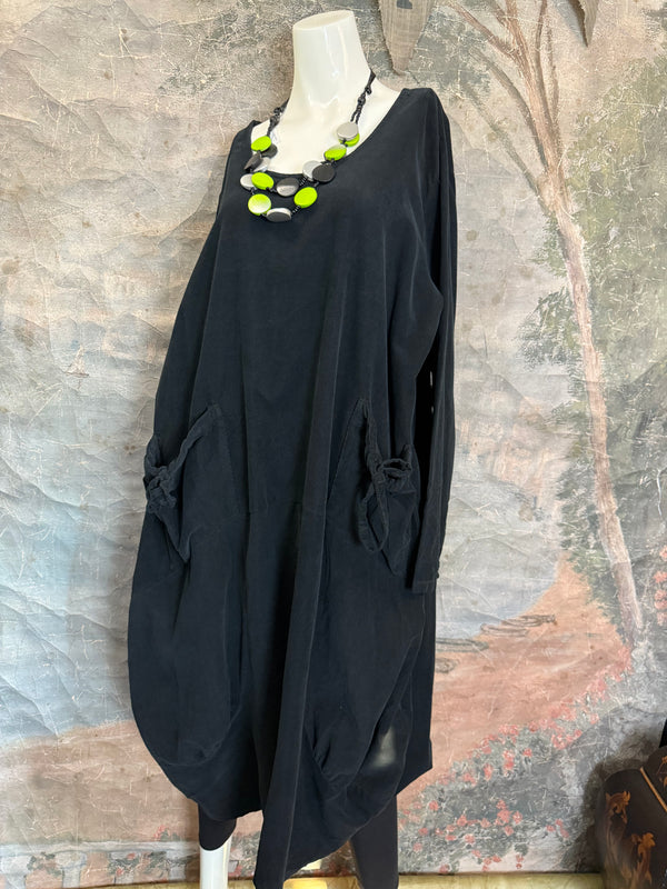 92003 Corduroy Pocket Dress-Black