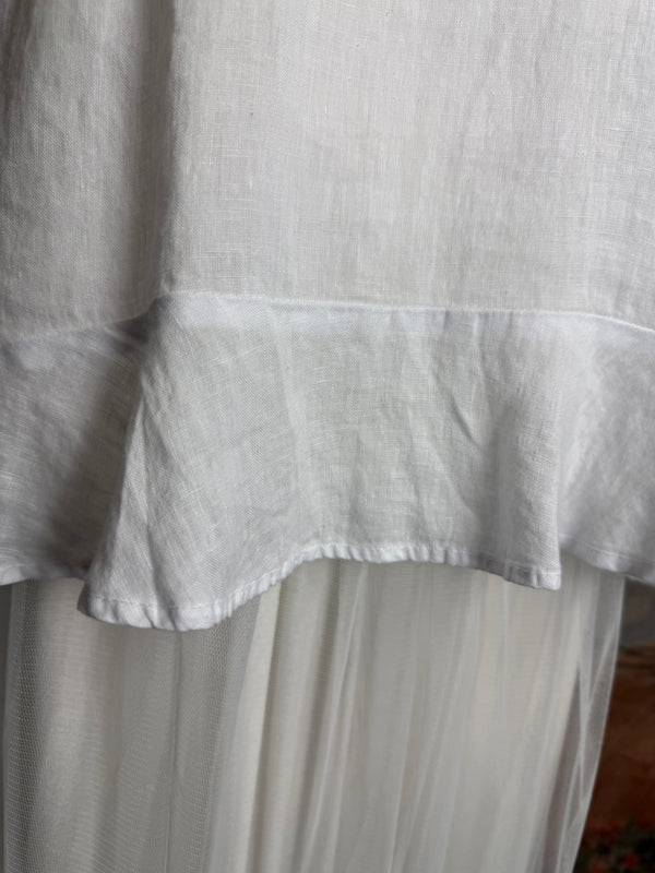 MP-HLT561 Ruffle Hem Top-White