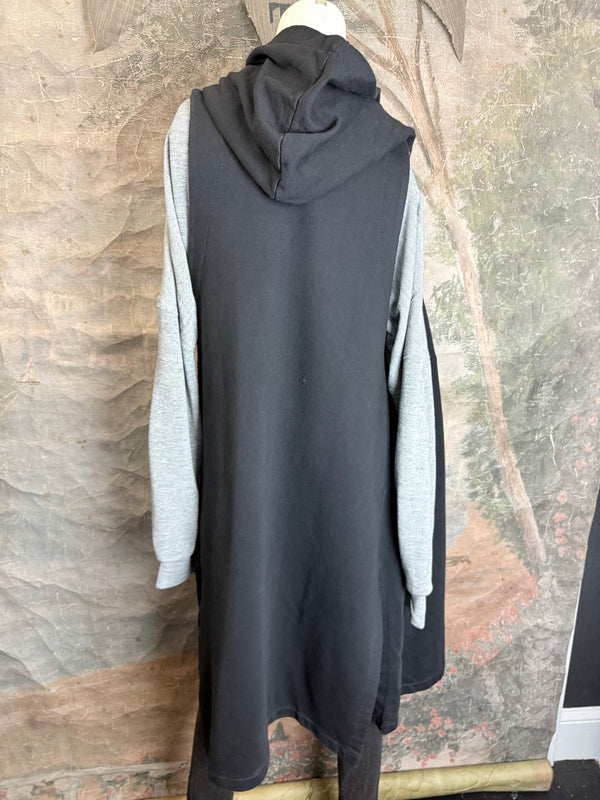 2626AU Zip Hoodie Vest-Black