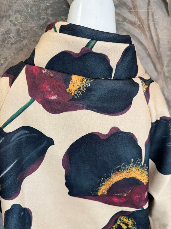 91813 Asym Floral Cropped JTK-SAND