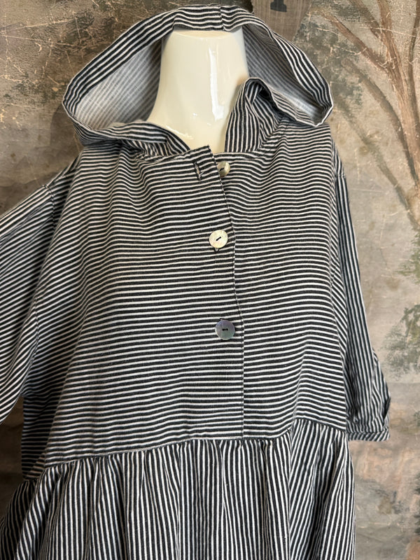 5569 Judy Hoodie Short Dress-Black/White