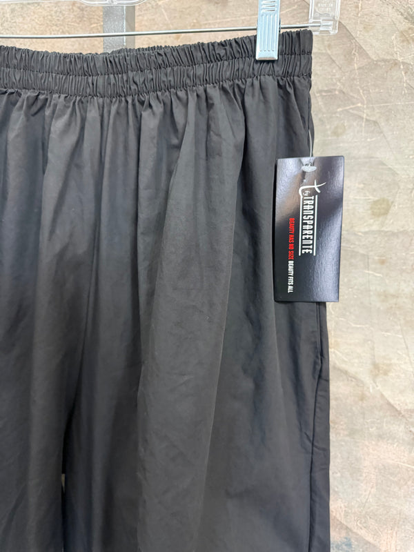 92120-62 Pleated Gaucho Pant-Black