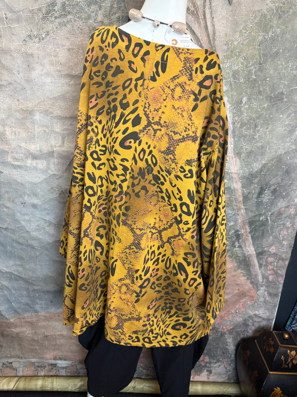 91919 Leopard Print Pullover-Mustard