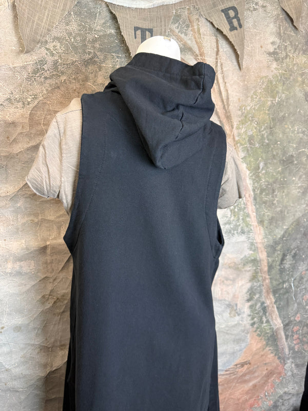 2626AU Zip Hoodie Vest-Black