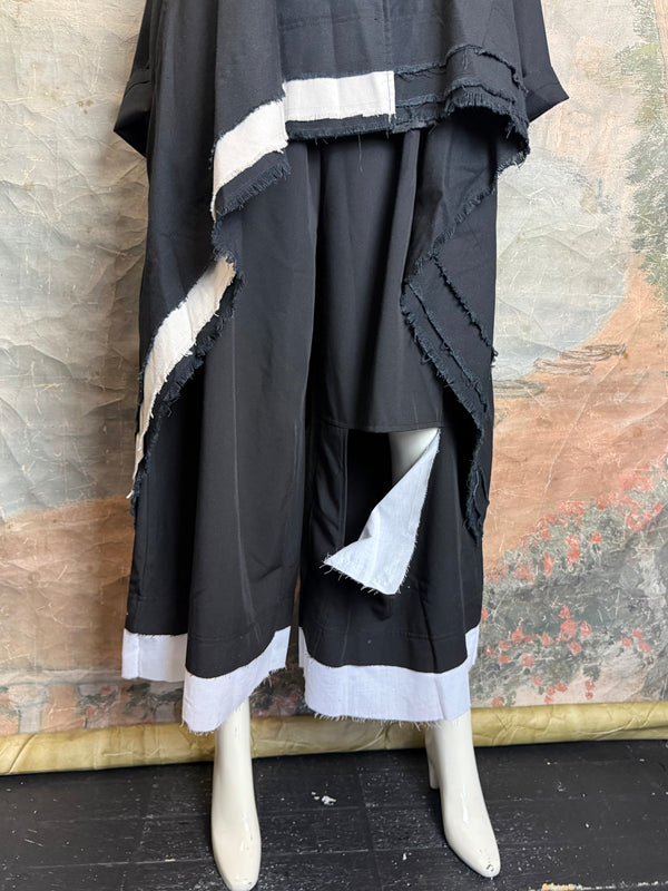 32302 Med to Long Blazer Jkt W/Trim-Black