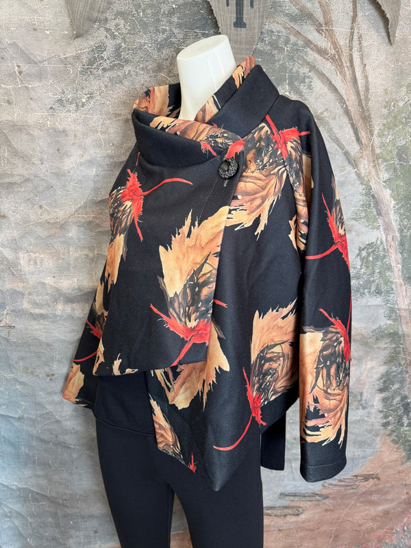 91813 Asym Floral Cropped JTK-BLACK