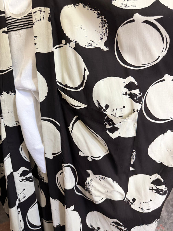 W601 Lina Jacket-Black w white dots