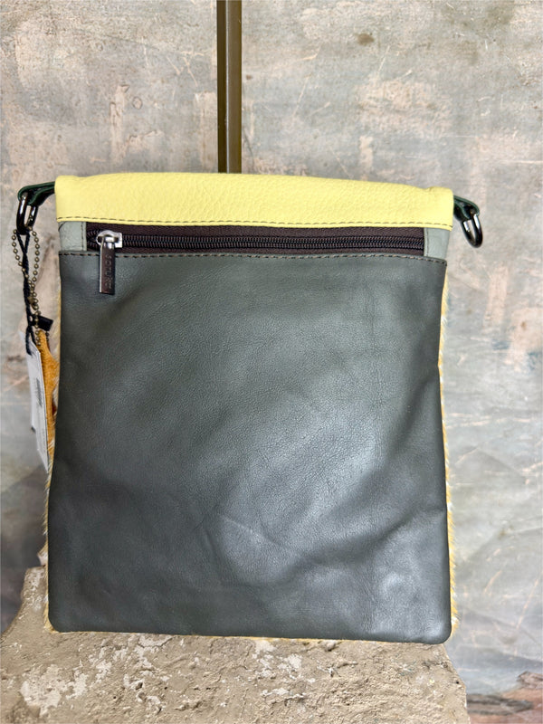 81080 Robin Crossbody Bag-B