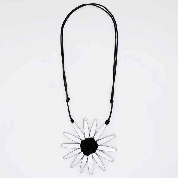 S25 Amaya Flower Necklace-Silver