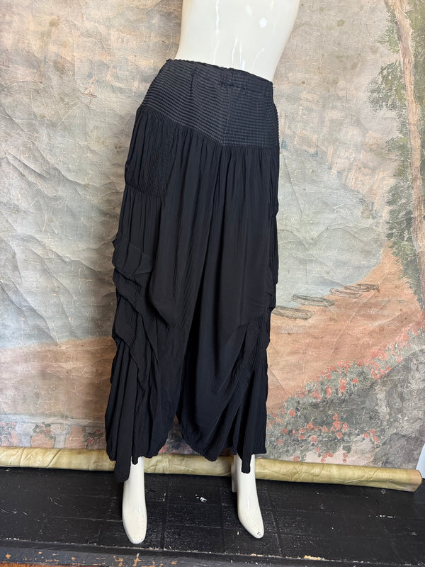 88514 Crinkle Pleat Pants