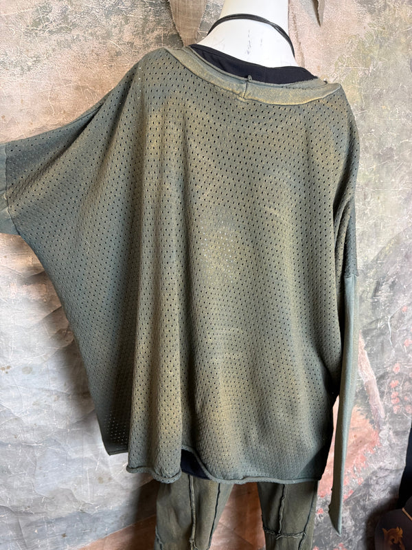 CE714 Cheer Sweater Top-Polished