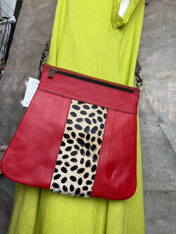 81302 Greta Crossbody Bag-B