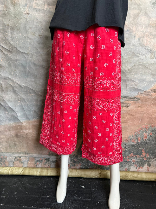 5791 Bandana Crop Pant-RED