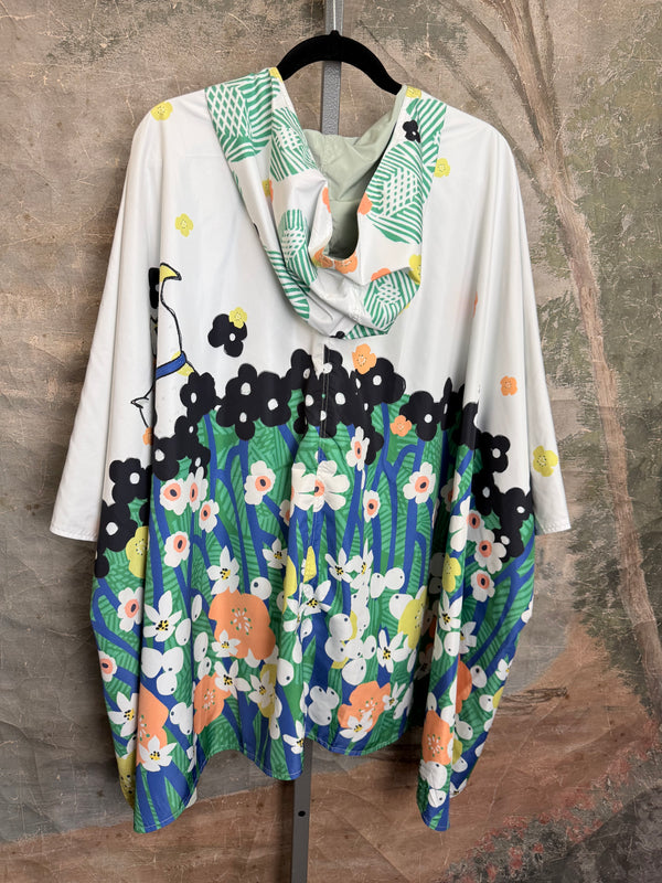 Inoah's Artful 2 Look Raincape-Duke & Daisy