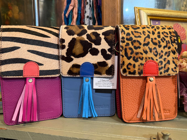 83020 Gia Phone Bag-B