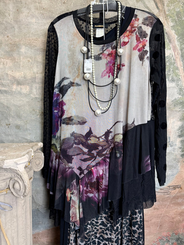 UT104 Urban Taffeta Butterfly T