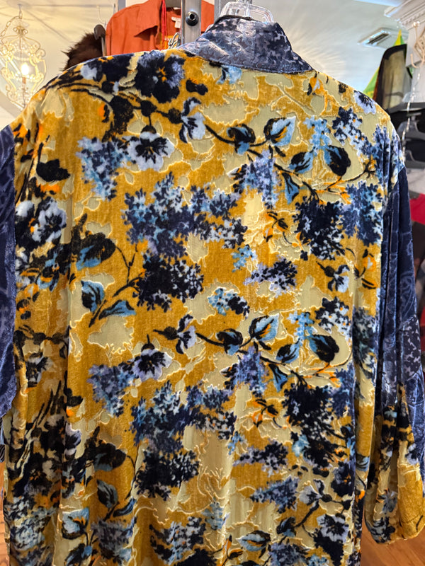 3582 Velvet Burnout Kimono