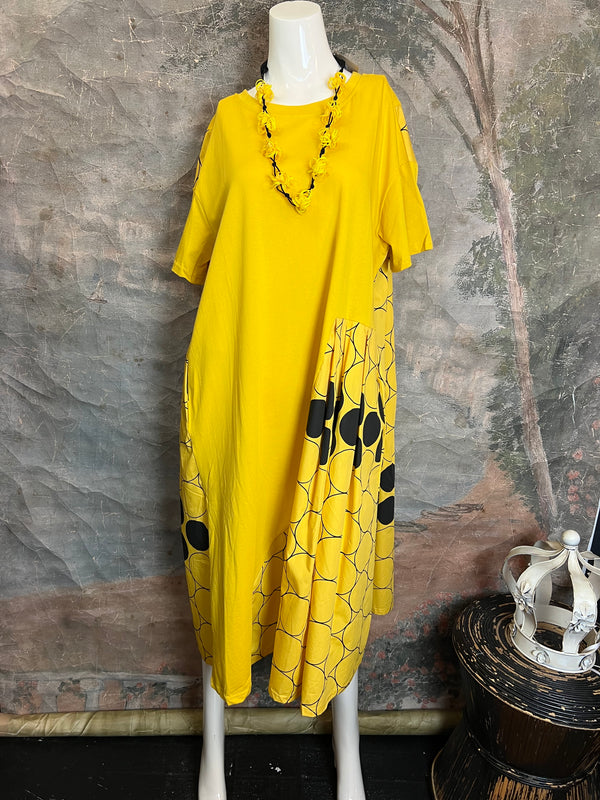 0662 VC Polka Dot Dress-Black/Yellow