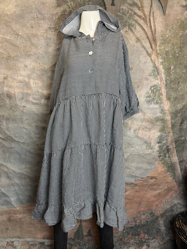 5569 Judy Hoodie Short Dress-Black/White