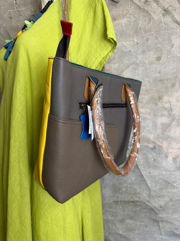 84730 Sitges Shoulder Bag-A
