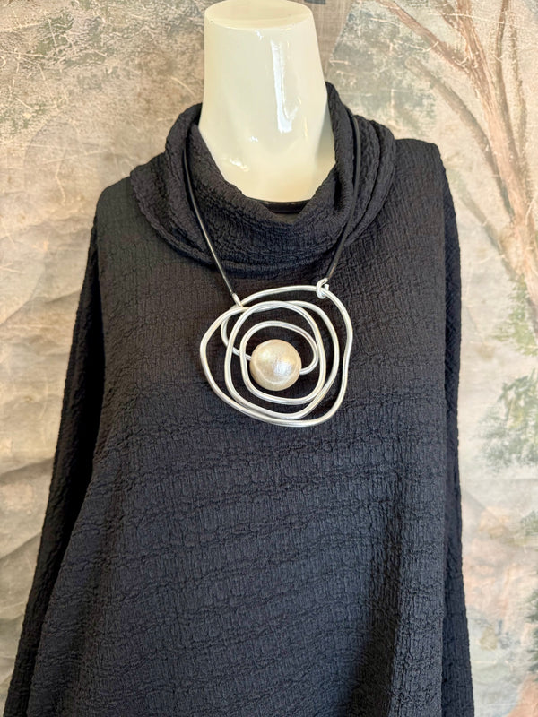 T1076 Waffle Knit Pullover-Black