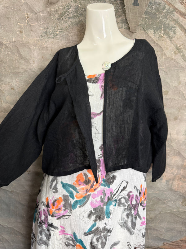 MP-MT348 Bolero With Button-Black