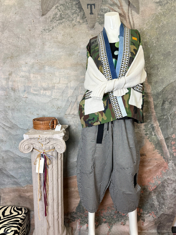 5977 Hand-Knit Camp Sweater-Mix 2