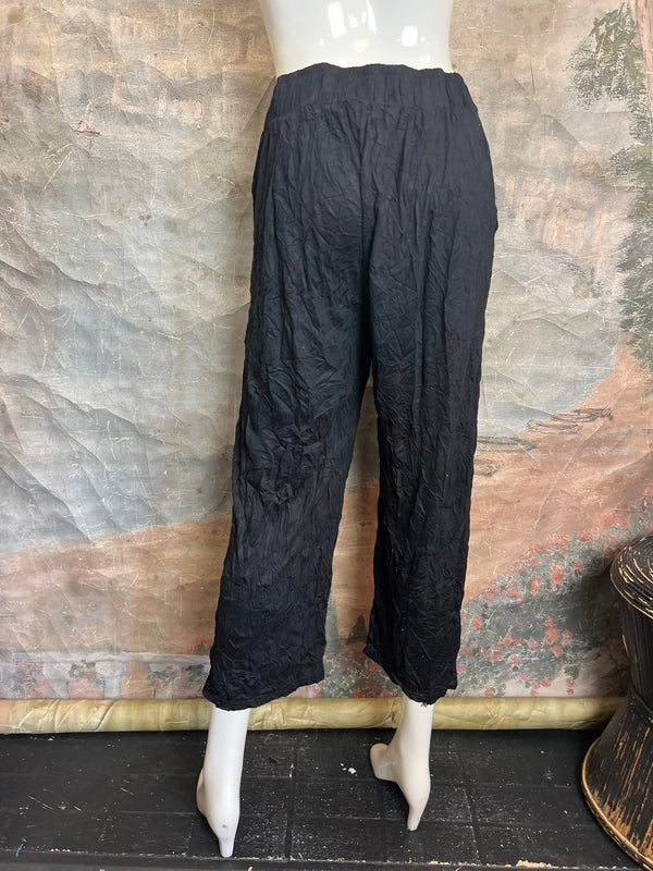 24054 Crinkle Pants-Black