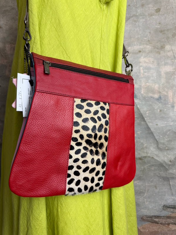 81302 Greta Crossbody Bag-B