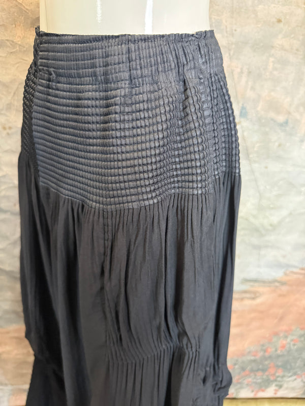 88514 Crinkle Pleat Pants