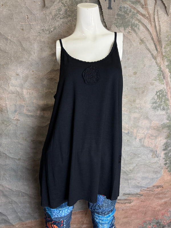 PL-RE110 Raw Lace Cami Tank-Black