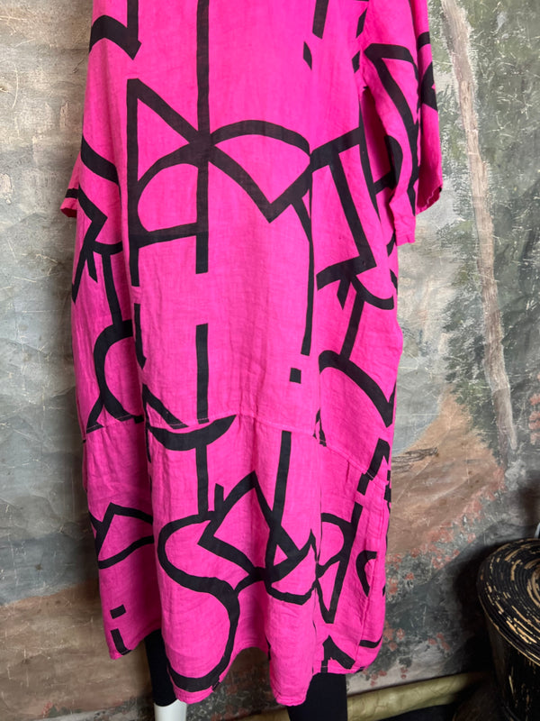 91470 S/Slv Tunic Letter Dress-Fuchsia Pink