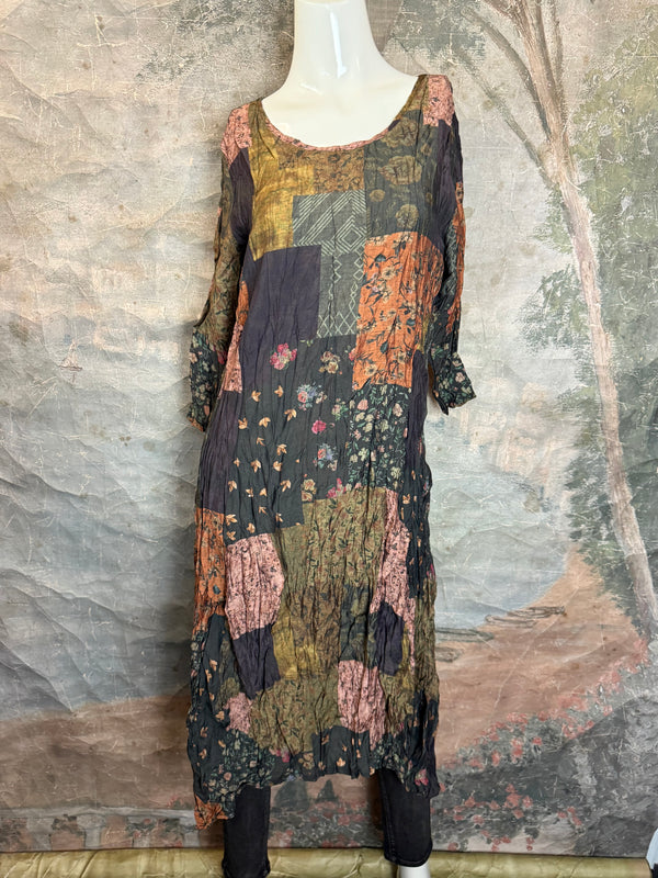 25517 Crushed Sharkbite Dress