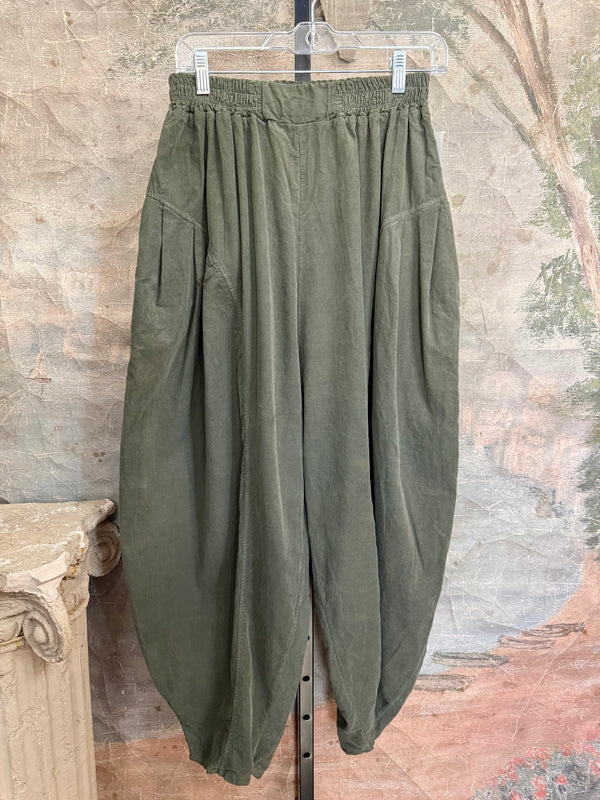 92028-62 Corduroy FW Pant-Black