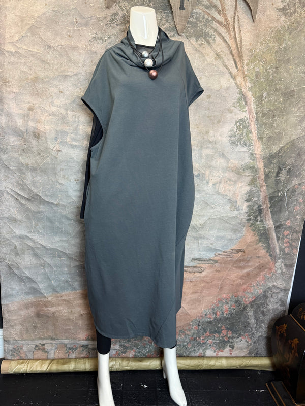 92009 Cocoon Sweatshirt Dress-Charcoal
